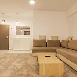 Luxury Apartment Near To The Old Town With Free Parking By Mm Host