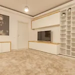 Luxury Apartment Near To The Old Town With Free Parking By Mm Host