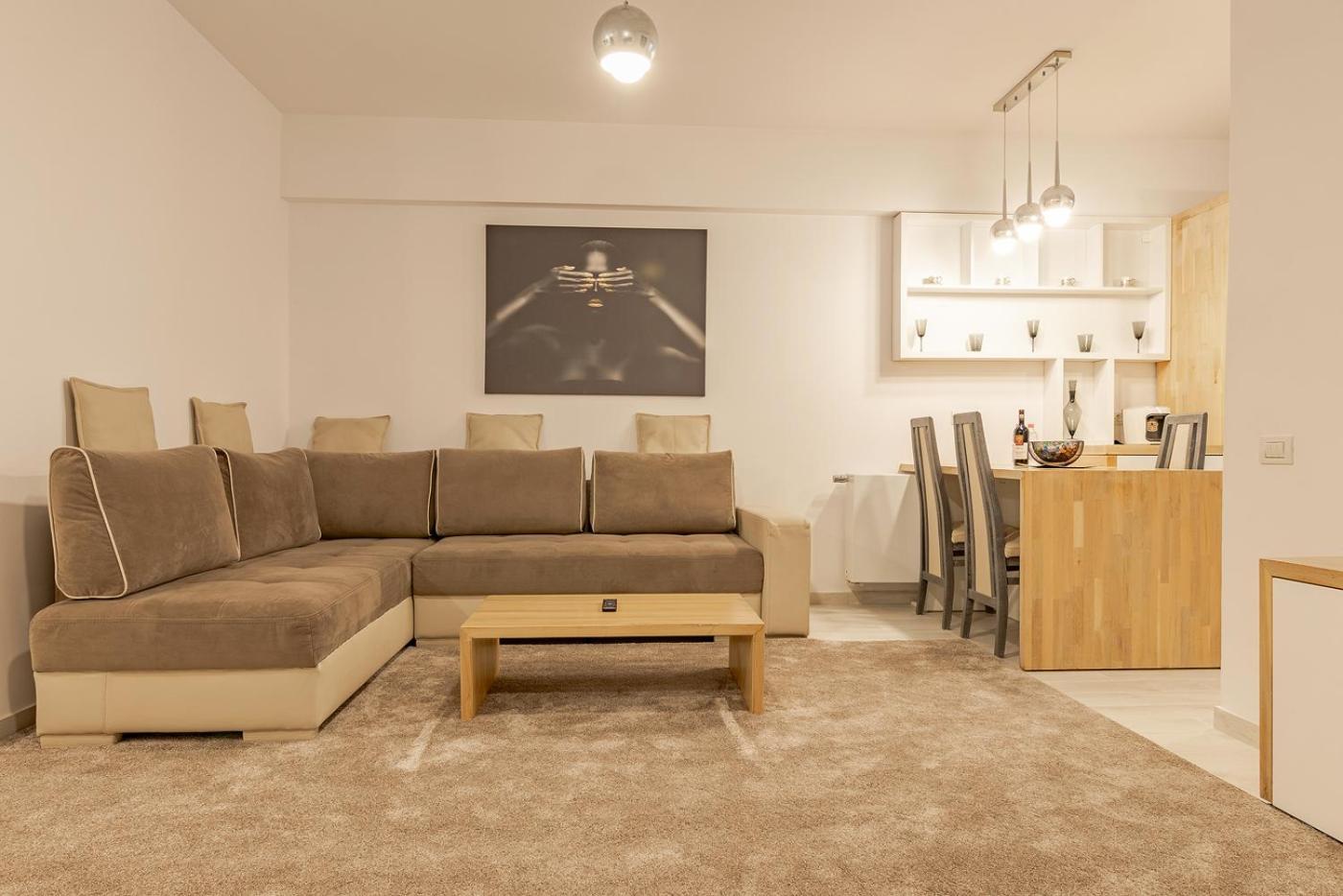 Apartment Luxury Near To The Old Town With Free Parking By Mm Host *