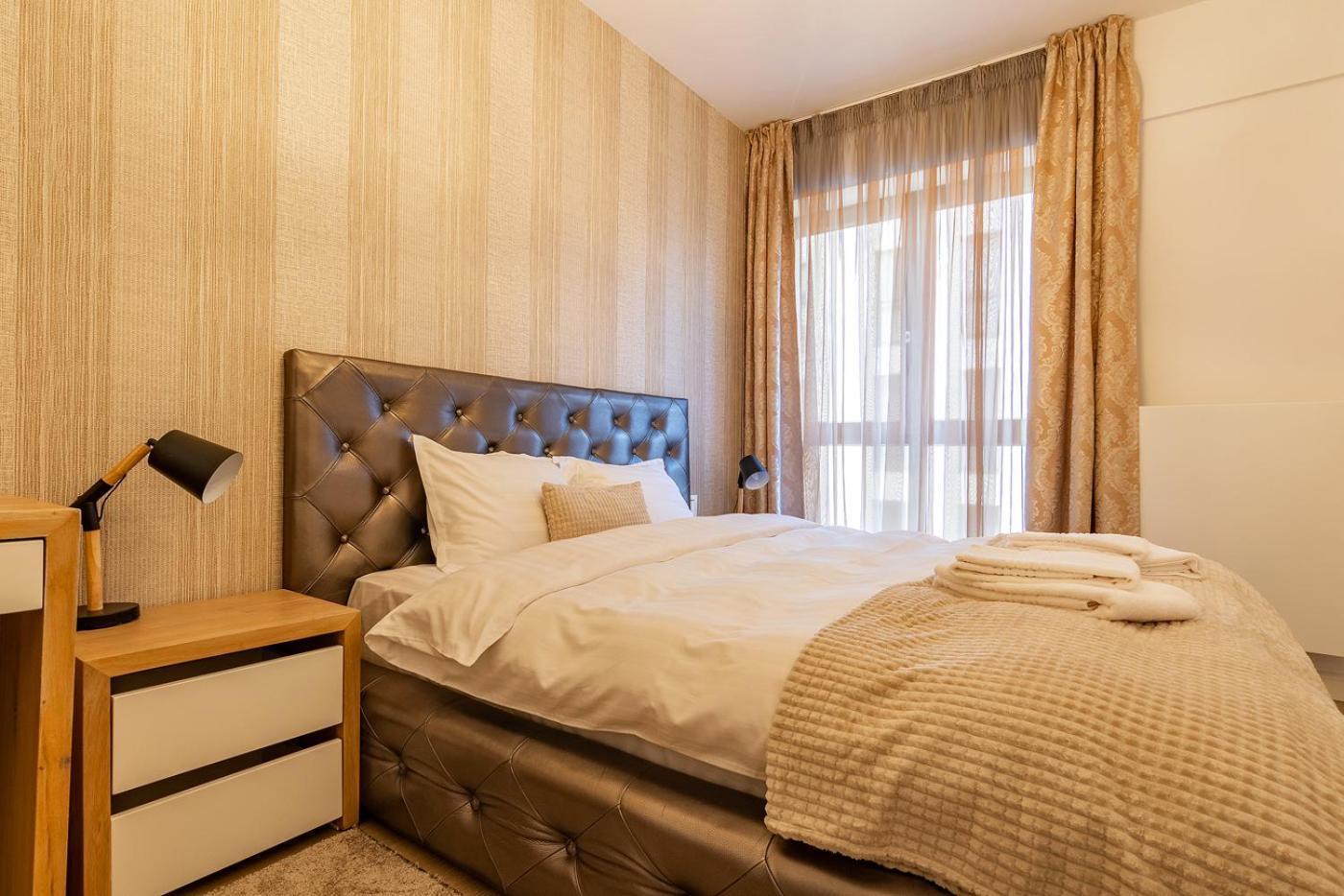 Luxury Near To The Old Town With Free Parking By Mm Host Apartment *