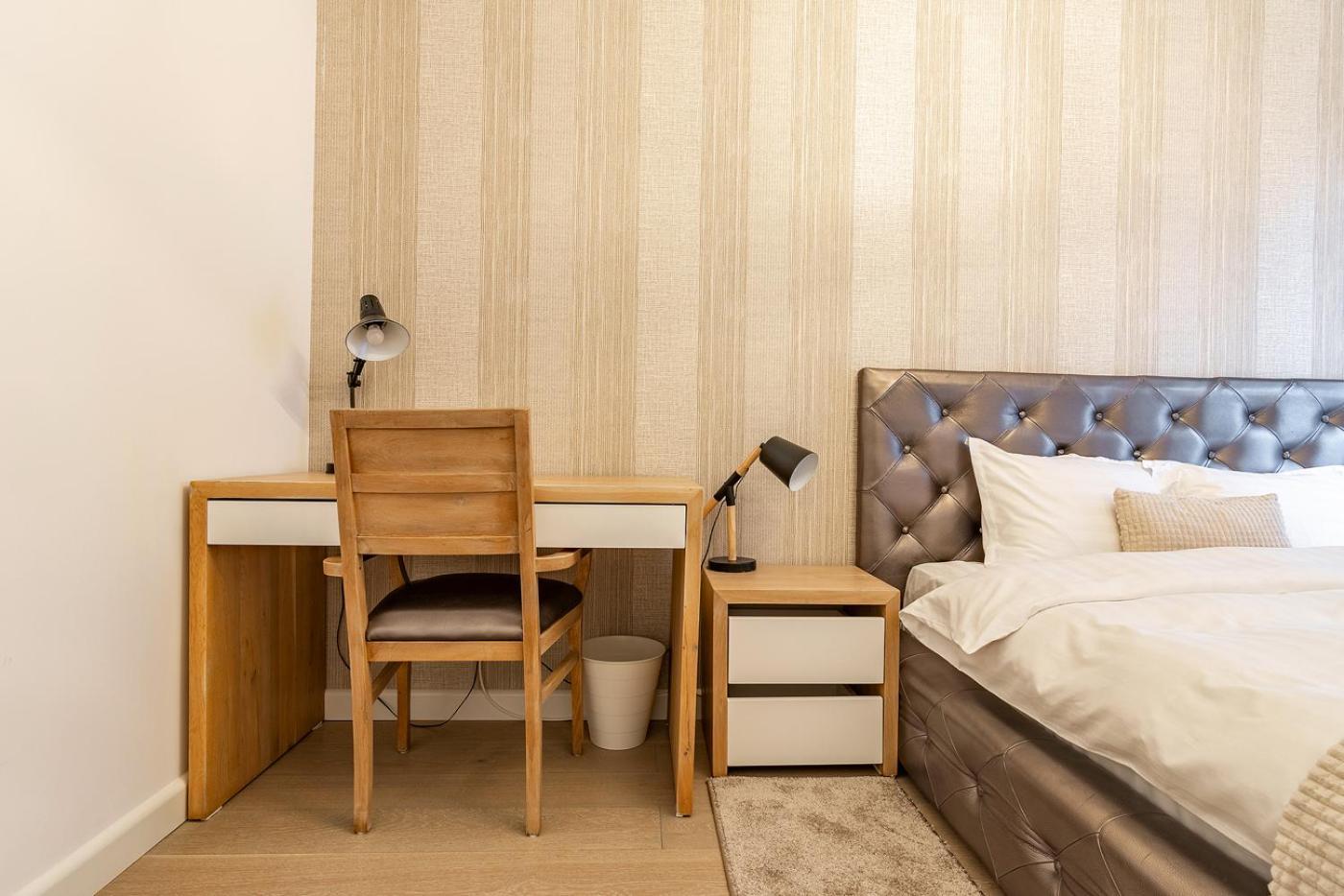 Luxury Near To The Old Town With Free Parking By Mm Host * Brașov